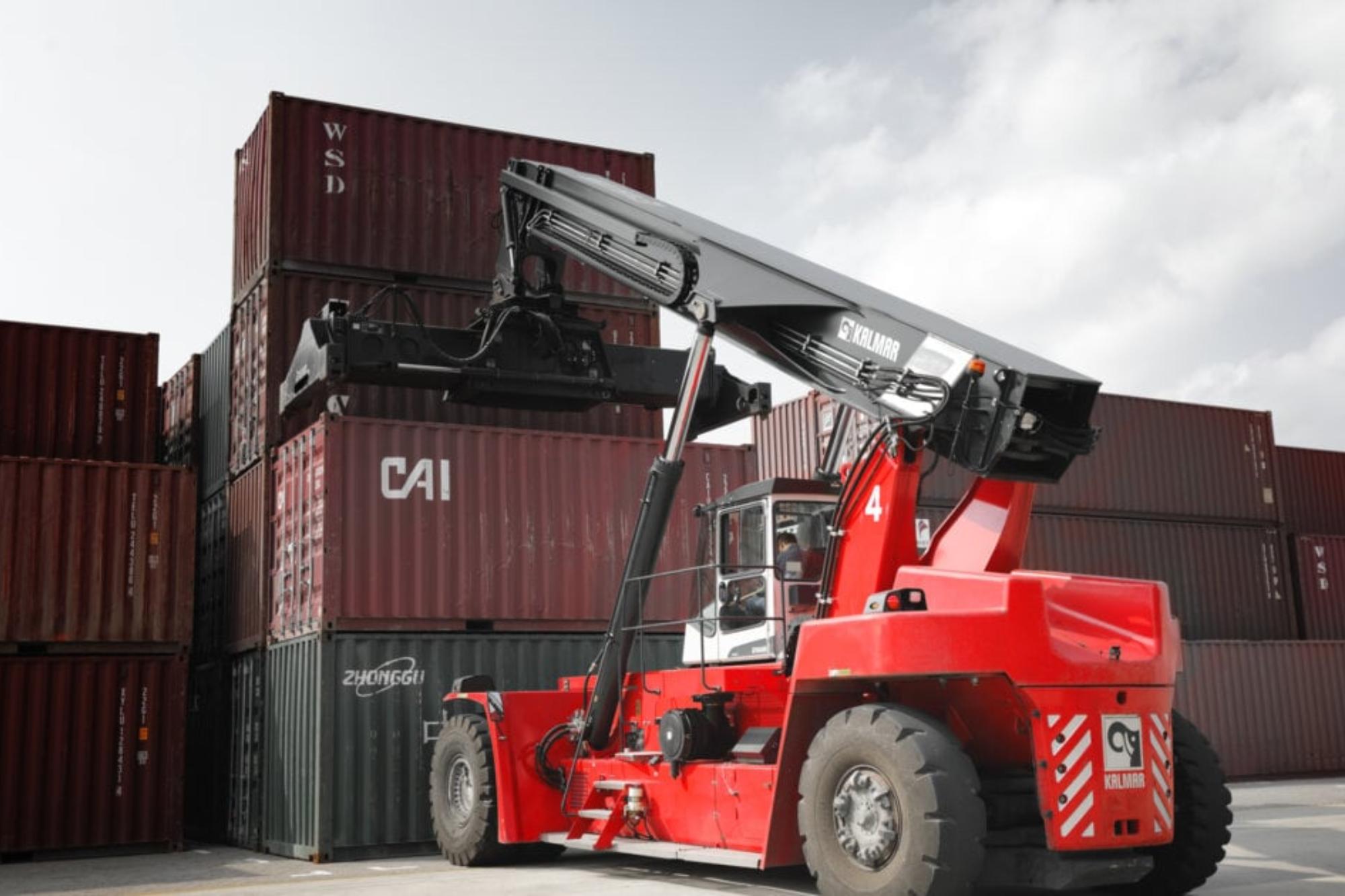 Ричстакер Kalmar DRF-450