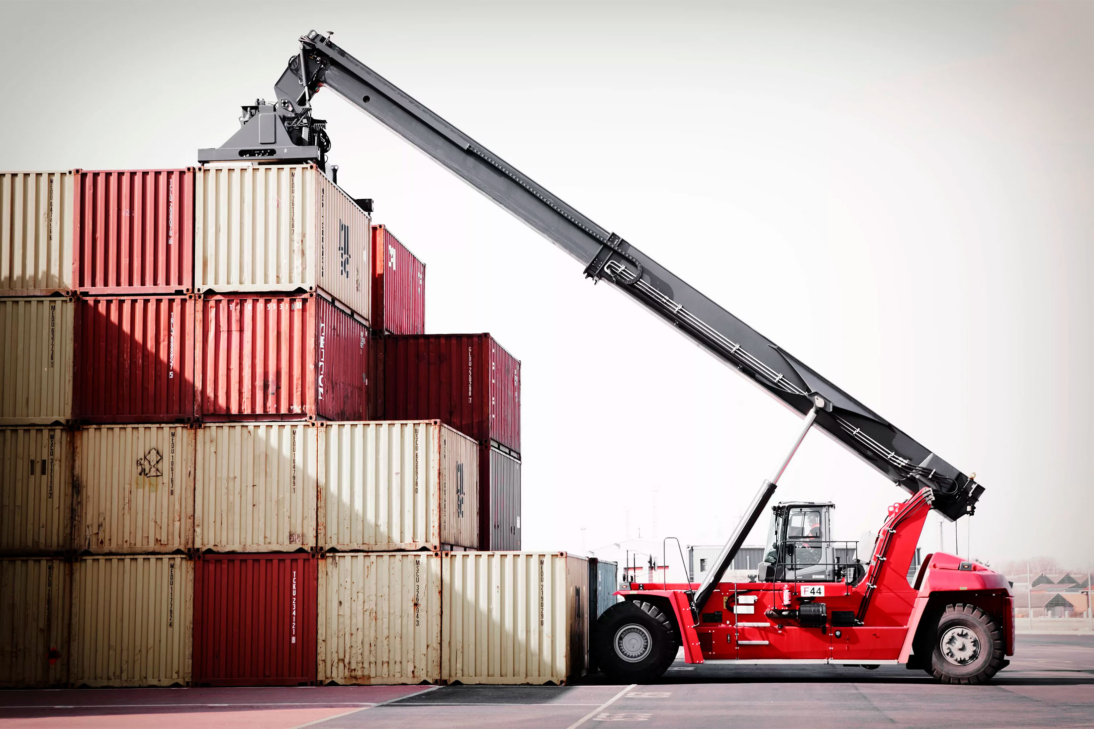 Ричстакер Kalmar DRG420, DRG450